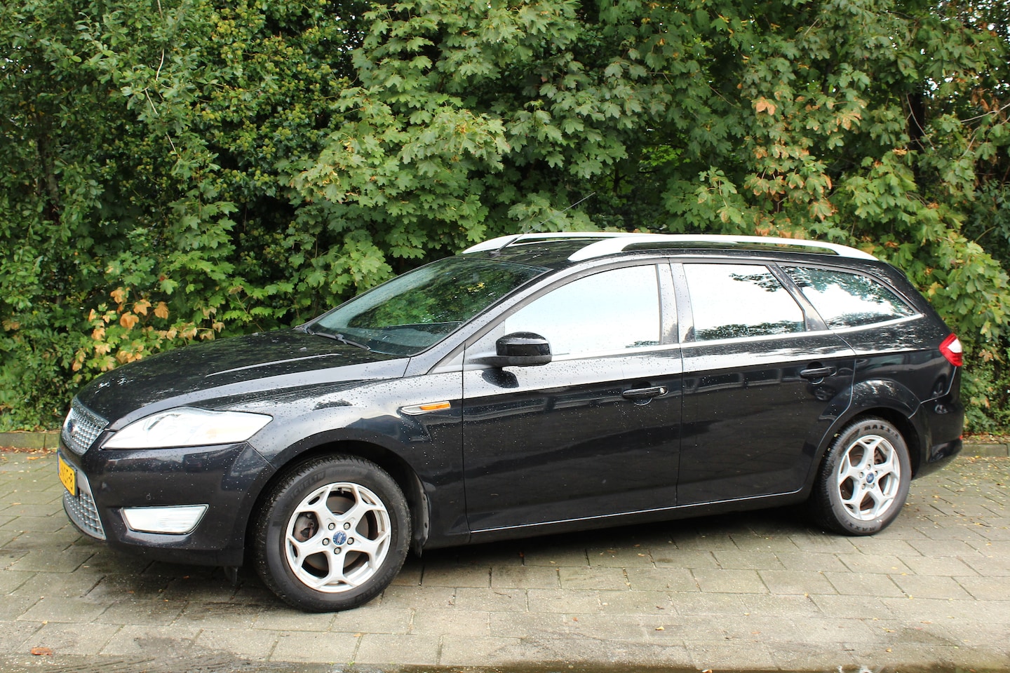 Ford Mondeo Wagon - APK nieuw leer trekhaak vele opties!! 2.0-16V Limited - AutoWereld.nl