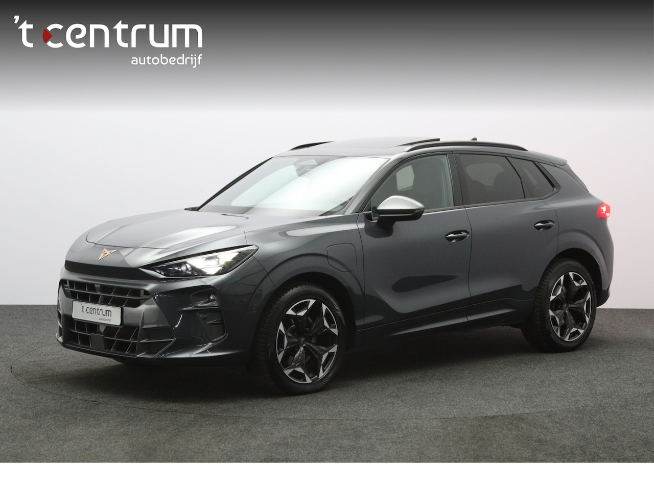 CUPRA Terramar - 1.5 TSI e-Hybrid VZ 272 PK Performance PHEV, Panoramadak, Carplay, Stuur-Startknop, Camera - AutoWereld.nl