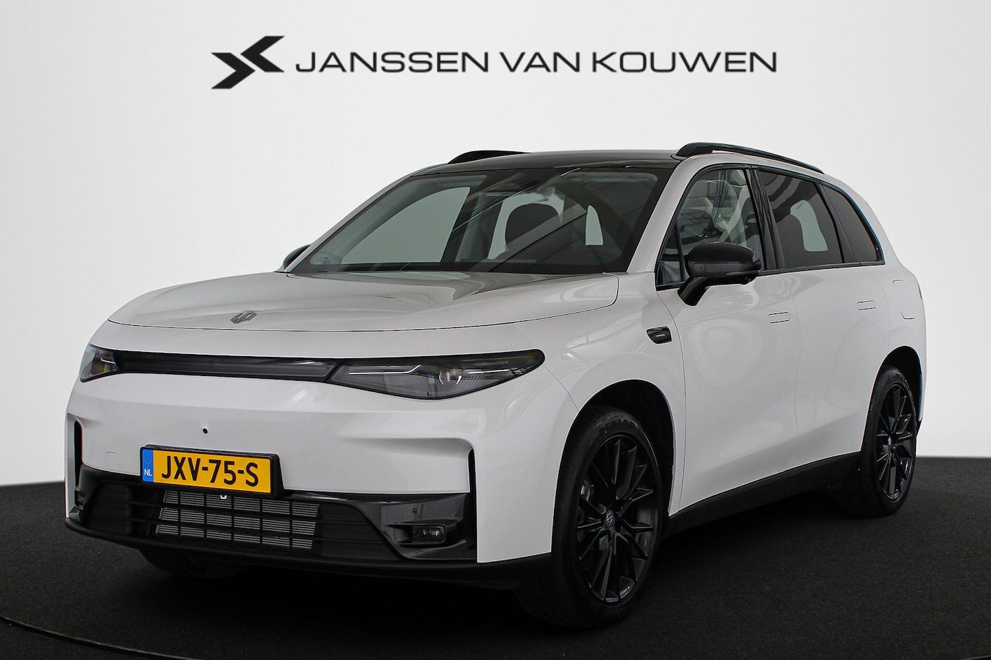 Leapmotor C10 - Design REEV 28.4 kWh - AutoWereld.nl