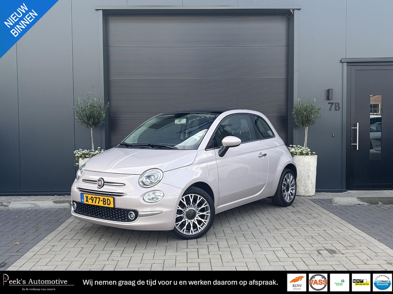 Fiat 500 - 1.0 Hybrid Launch Edition | Climate | Carplay | Panoramadak | Parkeersensoren | Lichtmetaa - AutoWereld.nl