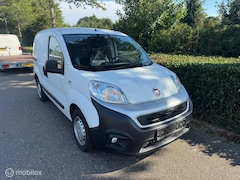 Fiat Fiorino - 1.4 BENZINE MET SLECHTS 38.000 KM NAVI EN AIRCO