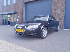 Audi A4 Cabriolet - 2.0 TFSI Pro Line Prijs is gebaseerd op handels verkoop Alleen B2B-verkoop