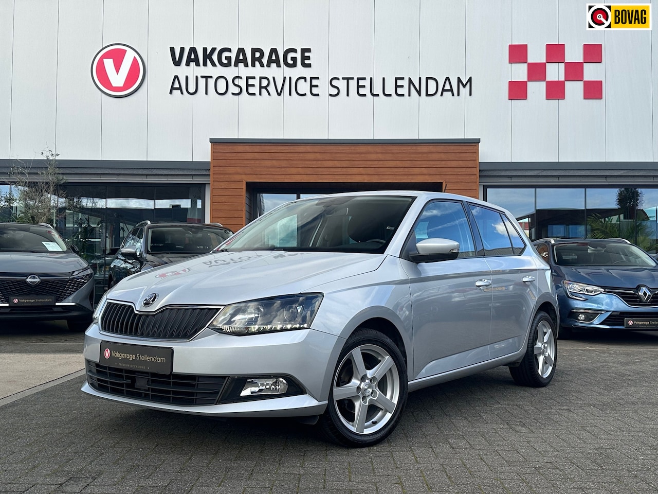 Skoda Fabia - 1.2 TSI Ambition|Climate Control|PDC achter|Trekhaak|Cruise Control|Airco - AutoWereld.nl