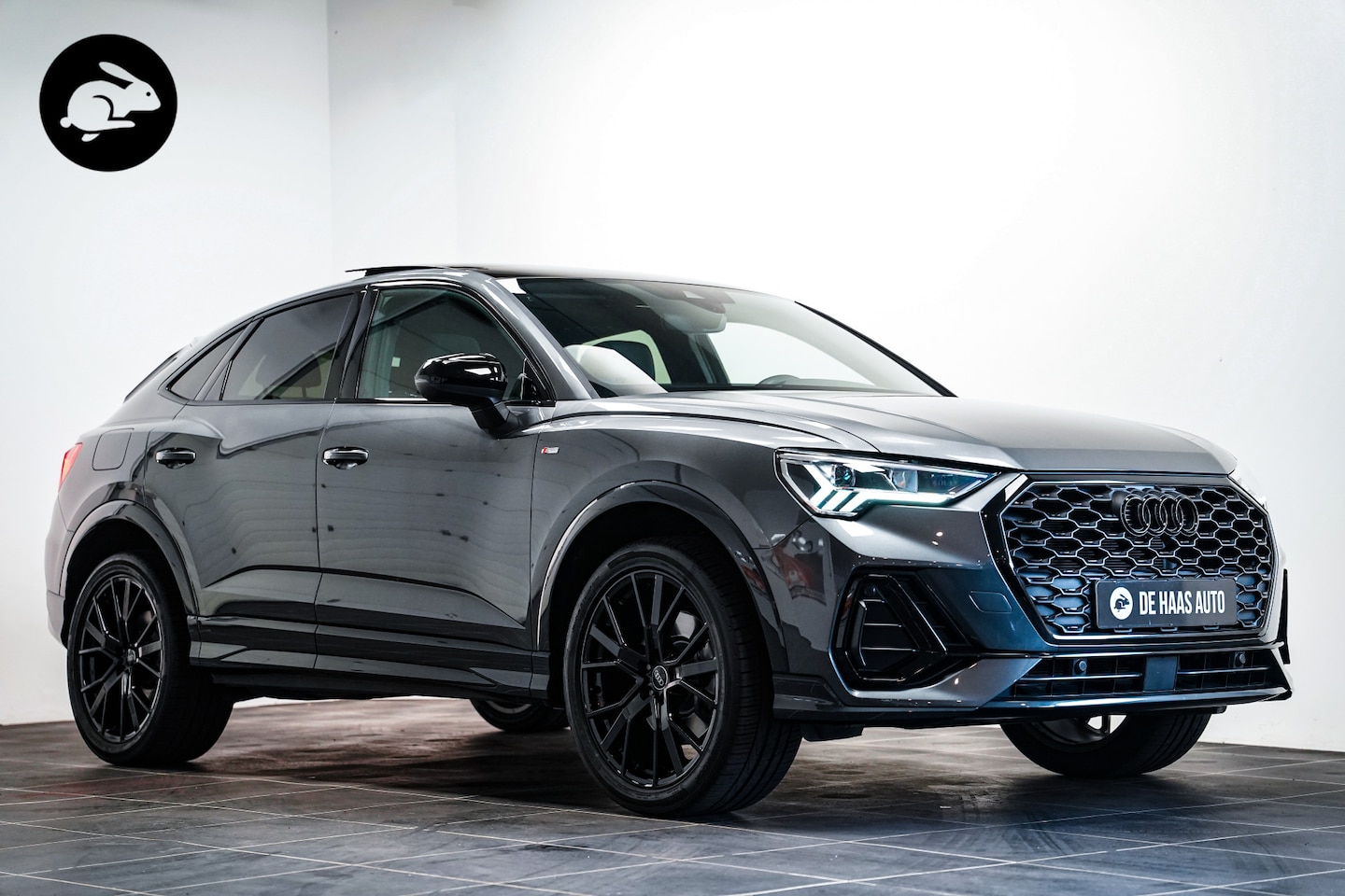 Audi Q3 Sportback - 45 TFSI e S-Line Black ed|94,59% SOH|Pano dak|Trekhaak|Acc|20 inch - AutoWereld.nl