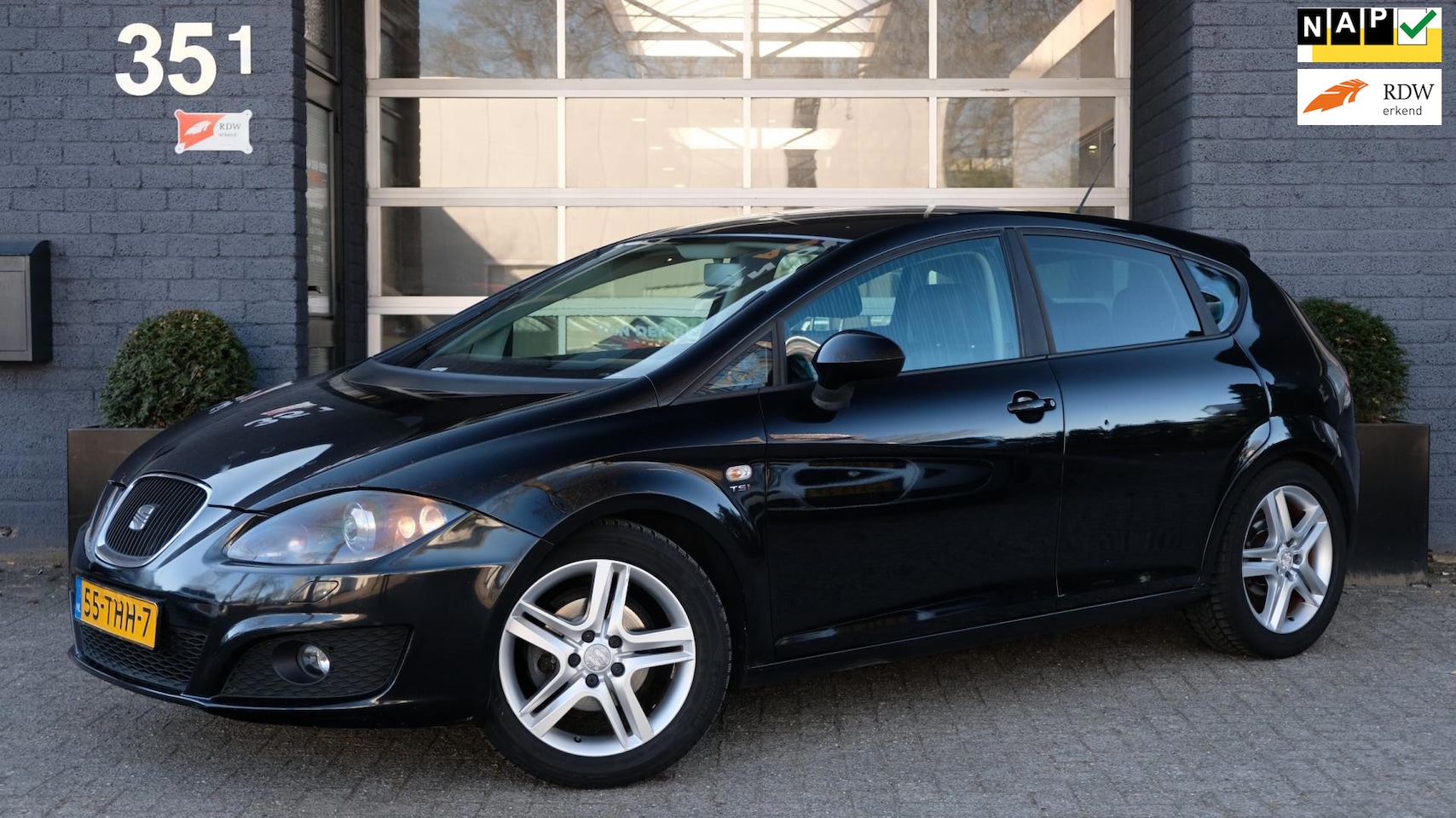 SEAT Leon - 1.2 TSI Ecomotive Businessline 1.2 TSI Ecomotive Businessline - AutoWereld.nl