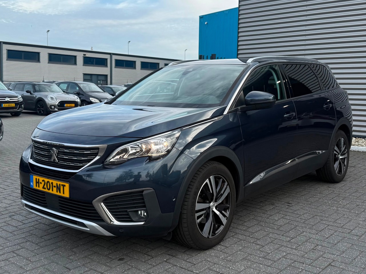 Peugeot 5008 - 1.6 PureTech Blue Lease Premium 1.6 PureTech Blue Lease Premium - AutoWereld.nl