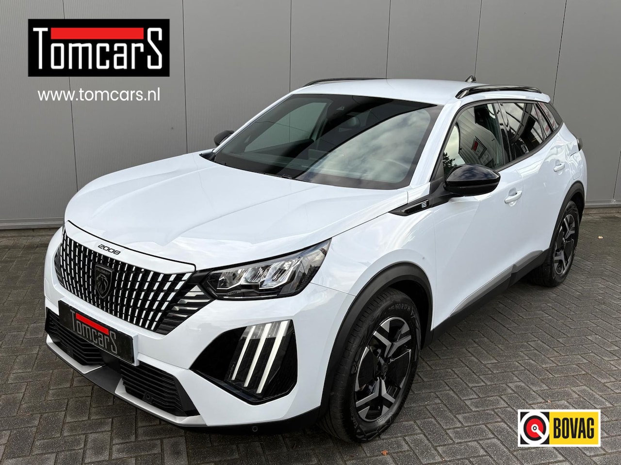 Peugeot e-2008 - EV Allure 54 kWh Parkeerhulp/Carplay-Android-auto/Warmtepomp/Cruise-control - AutoWereld.nl