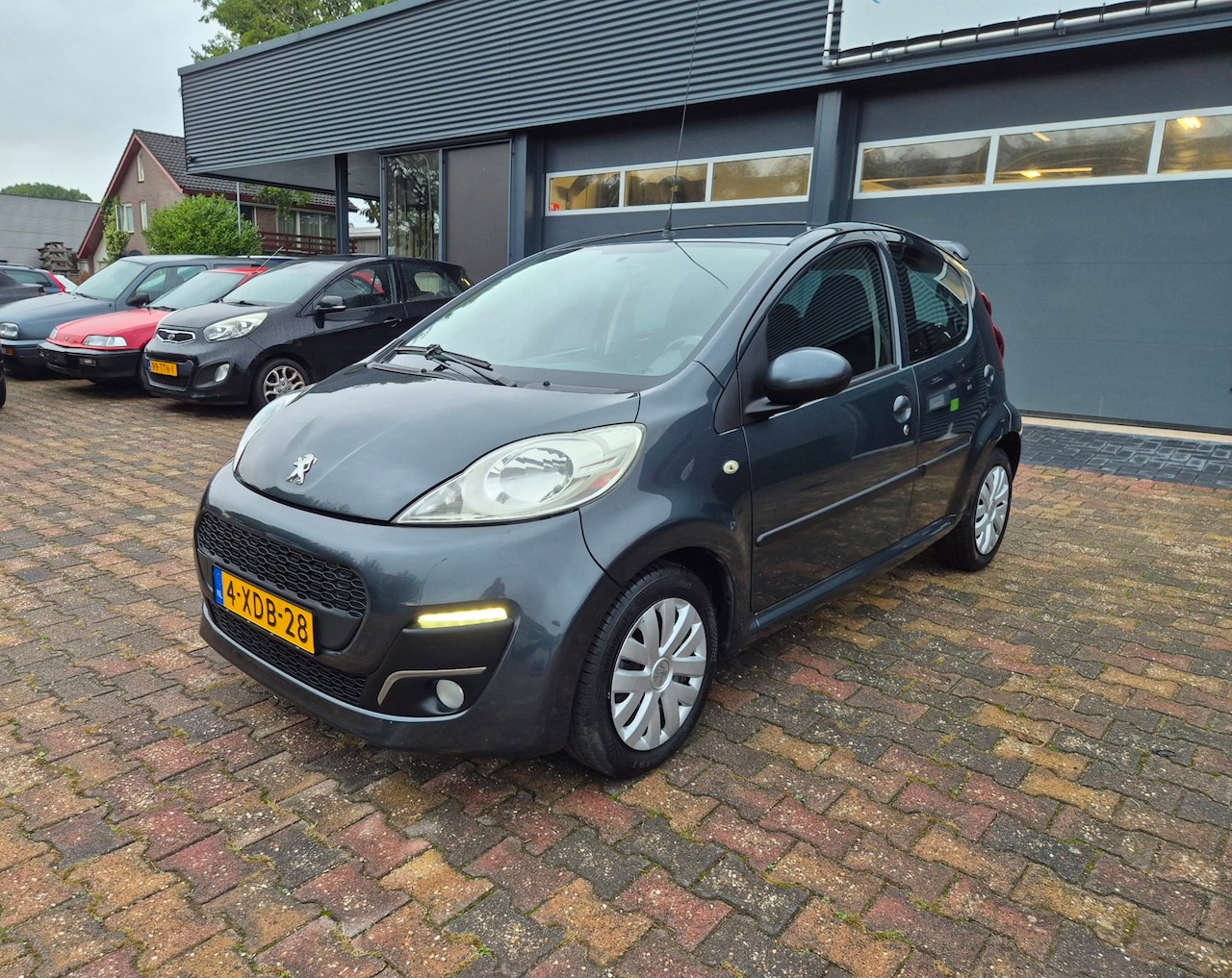 Peugeot 107 - 1.0 Active NIEUWE APK AIRCO - AutoWereld.nl
