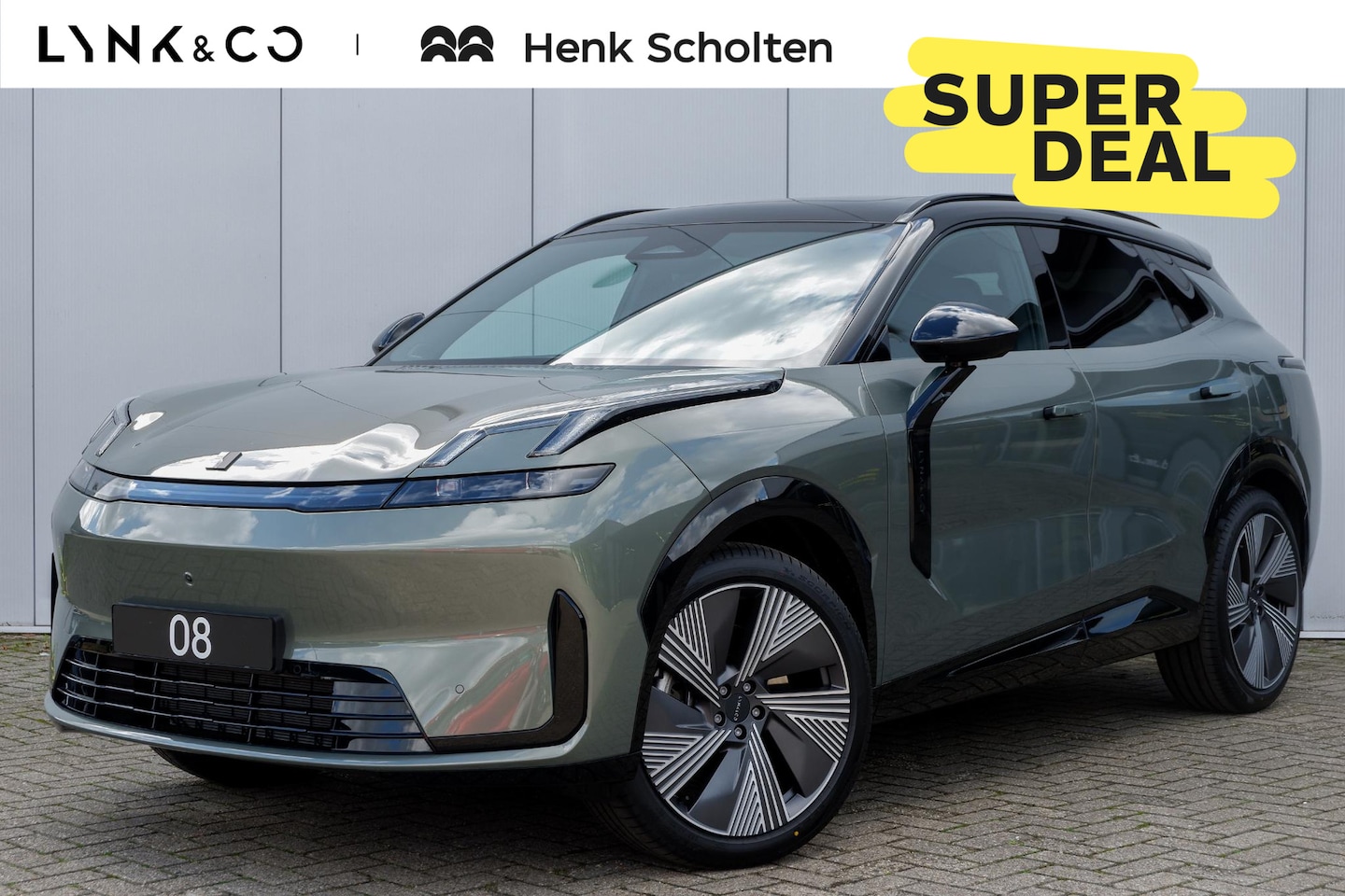Lynk & Co 08 - More 345PK | Panoramadak | Verwarmbare voorstoelen, achterbank en stuurwiel | Apple carpla - AutoWereld.nl