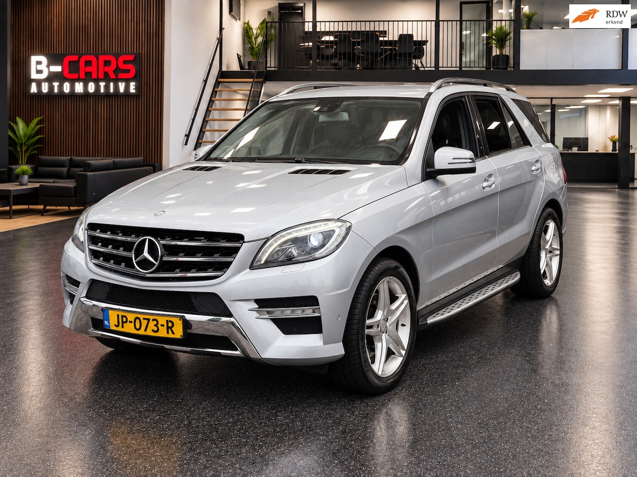 Mercedes-Benz M-klasse - 350 BlueTEC Leer|Stoelvw|AMG|Fulloptie!! - AutoWereld.nl