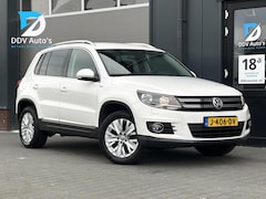 Volkswagen Tiguan - 1.4 TSI/123pk Life|Trekhaak|PDC|Stoelverw|Climate|Bluetooth|Parkeerhulp|Getint Glas|Isofix
