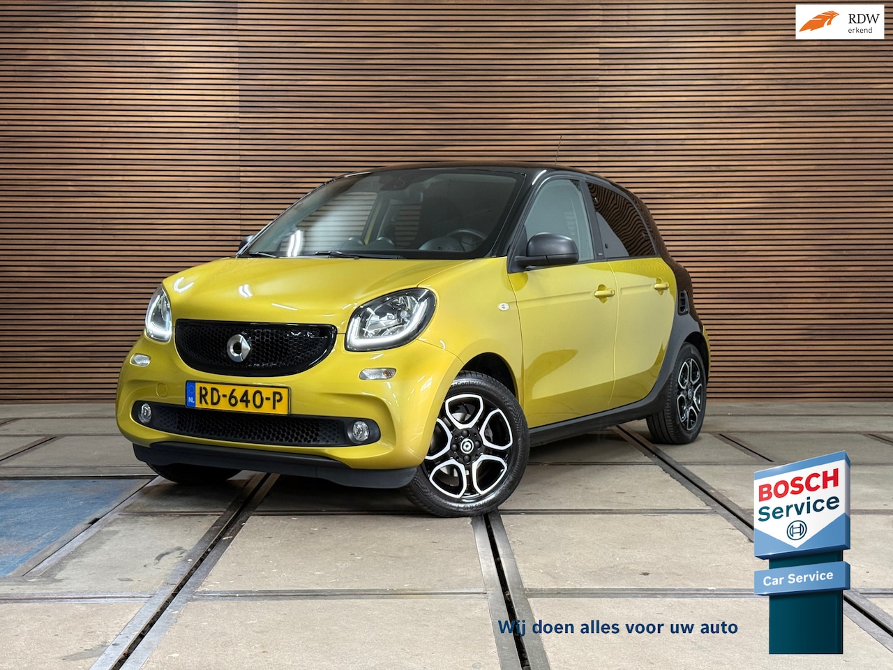 Smart Forfour - 1.0 Passion | DCT Automaat | Cruise Control | LED | Bicolor | Camera | Lichtmetalen velgen - AutoWereld.nl