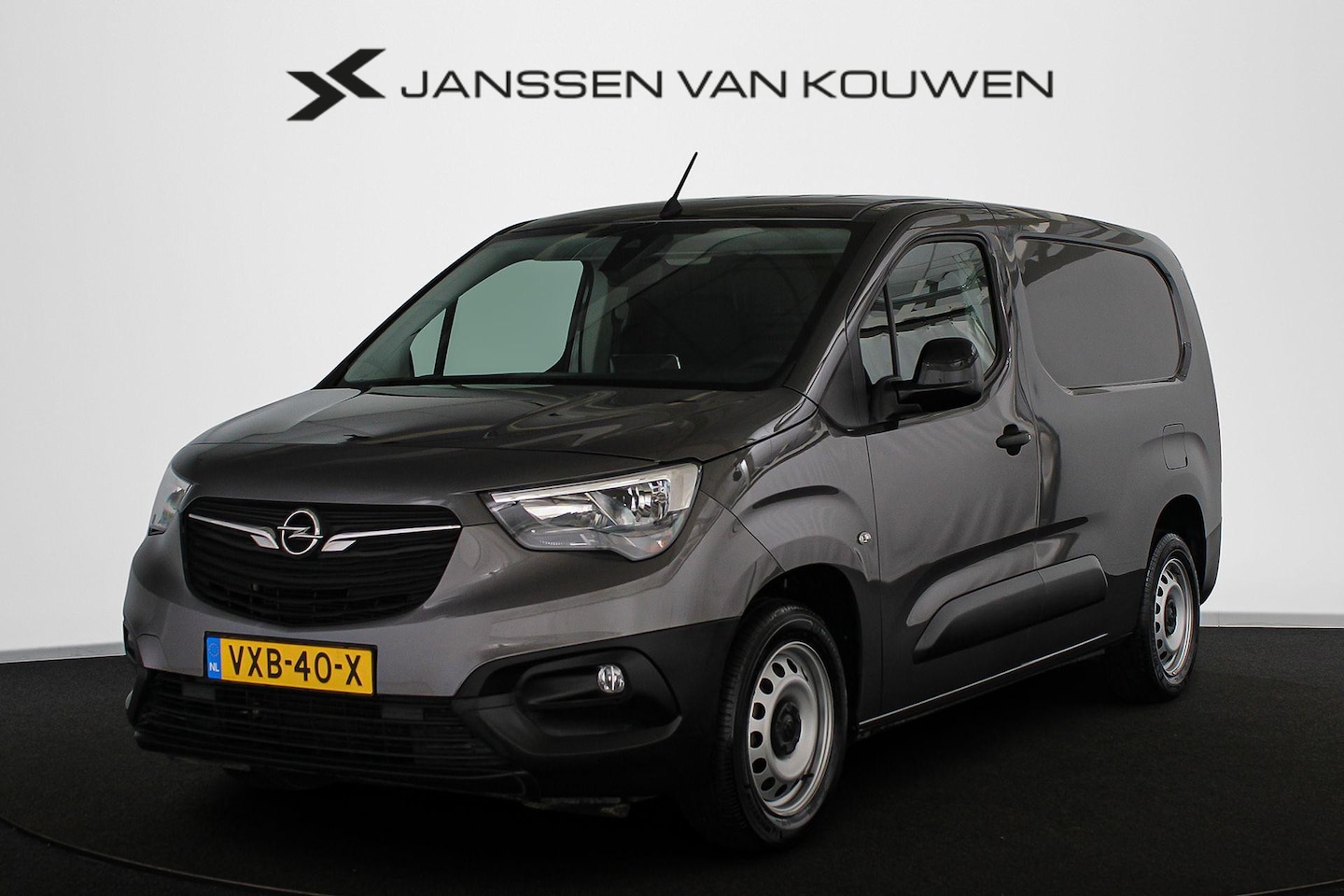 Opel Combo - 1.5D L2H1 Standaard Navigatie Camera Apple CarPlay Airco - AutoWereld.nl