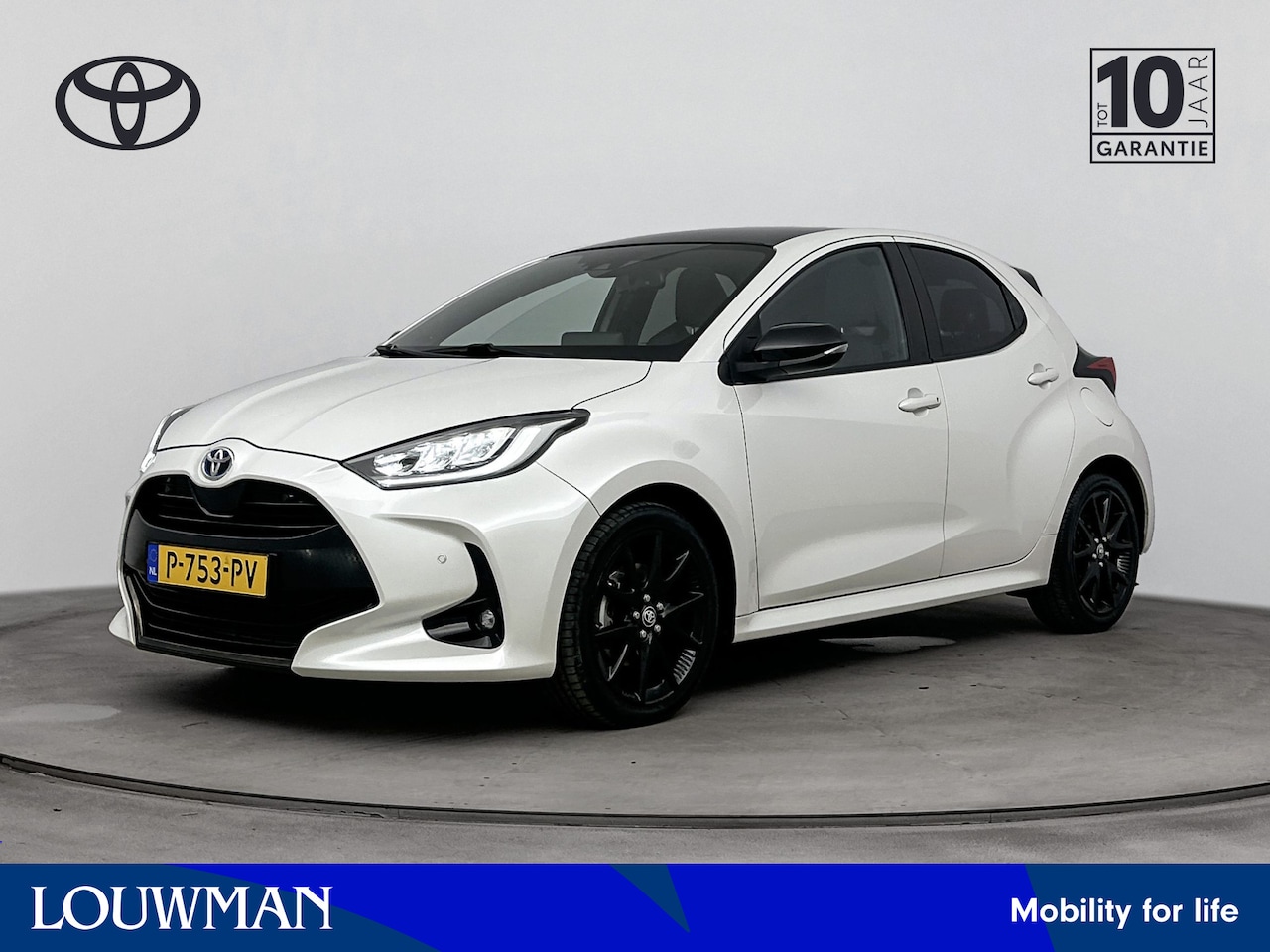 Toyota Yaris - 1.5 Hybrid Executive | Sensoren V+A | JBL | Stuur-Stoelverwarming | Blindspot | - AutoWereld.nl
