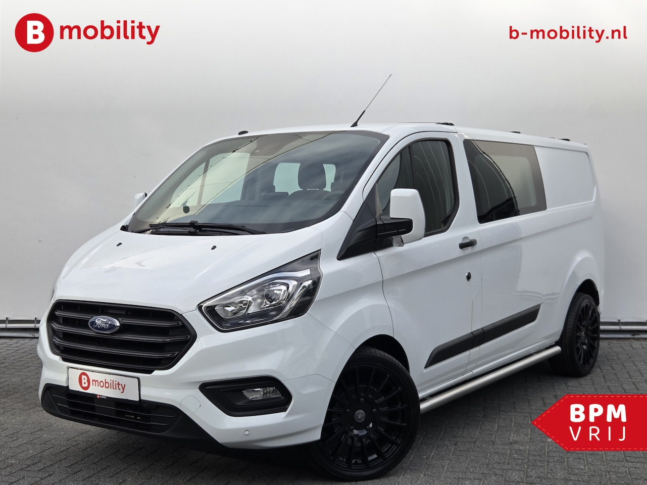 Ford Transit Custom - 300 2.0 TDCI L2H1 130PK Trend Dubbel Cabine Trekhaak | Achteruitrijcamera | Apple CarPlay - AutoWereld.nl