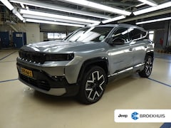 Jeep Compass - First Edition 74 kWh Tot 8 Jaar Garantie | Premium + Convenience Pack | Warmtepomp | Massa