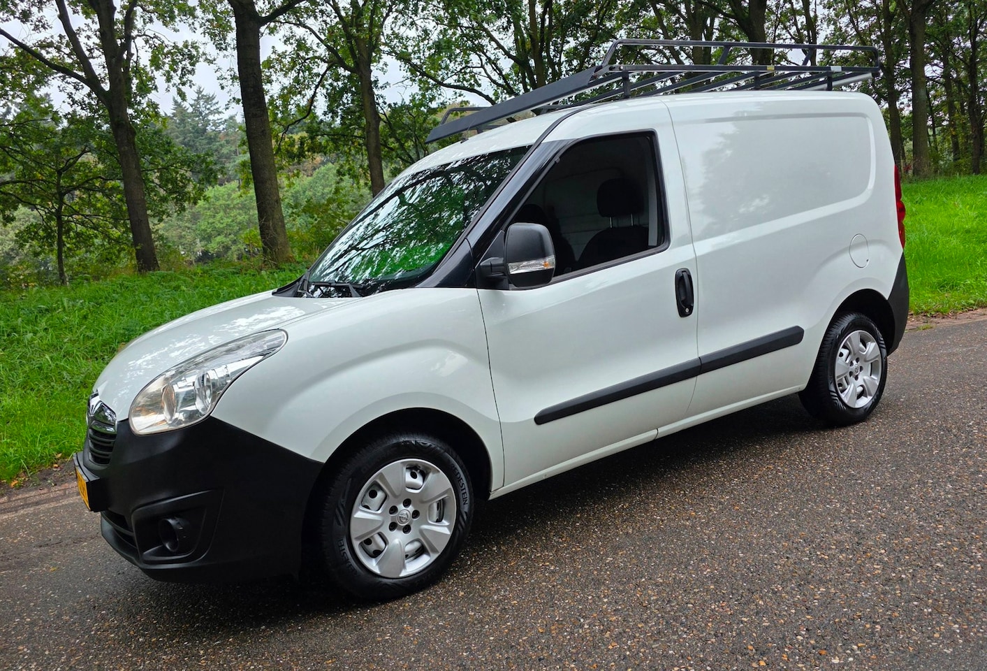 Opel Combo - 1.3 CDTi NL Auto 2e Eig - Airco - 02-04-2027 APK - AutoWereld.nl