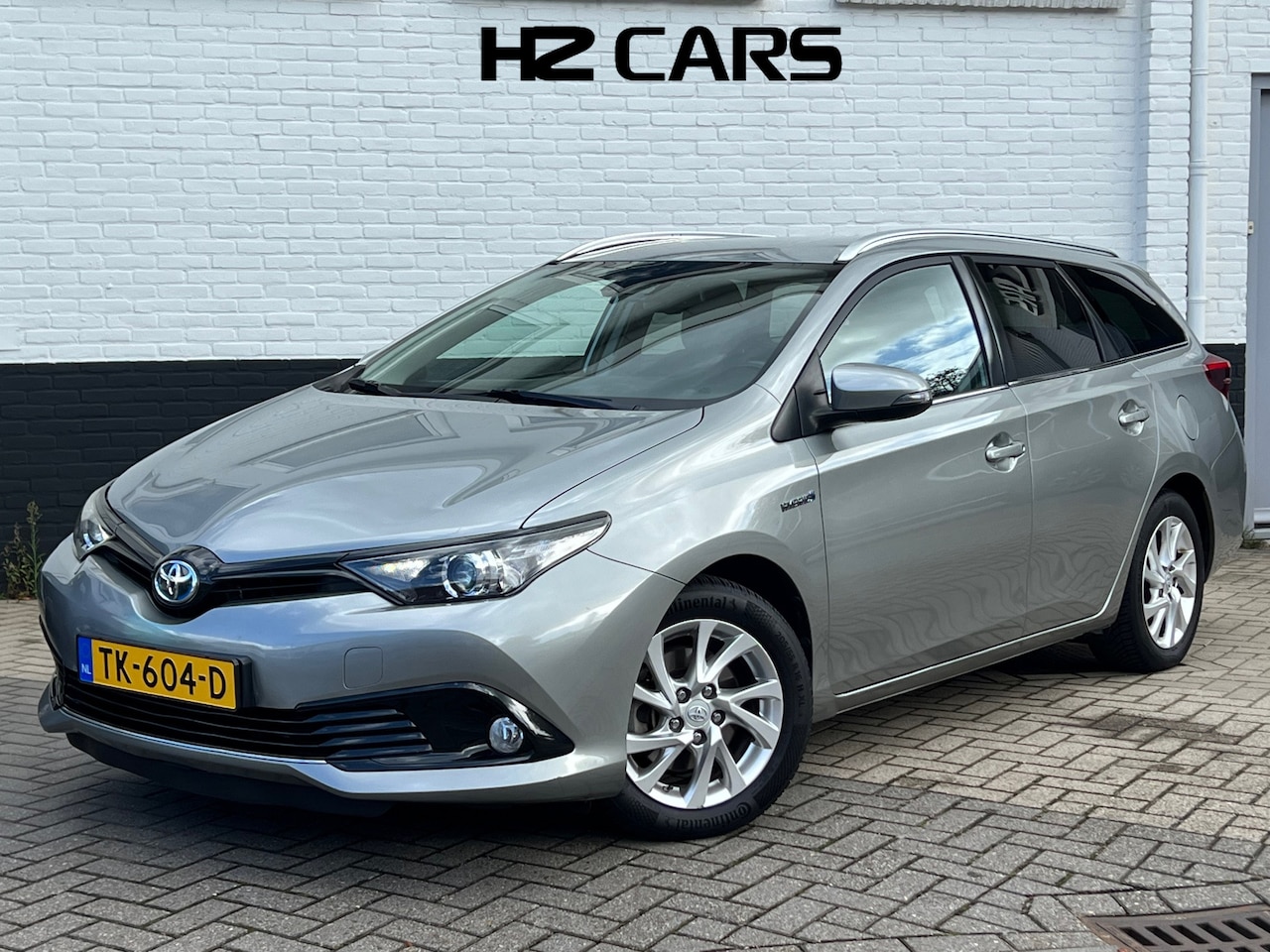 Toyota Auris Touring Sports - 1.8 Hybrid Dynamic|Camera|Navi|Keyless|Cruise - AutoWereld.nl