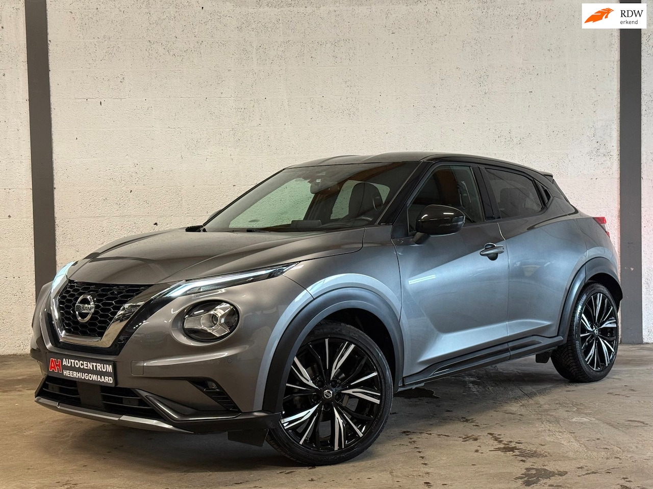 Nissan Juke - 1.0 DIG-T N-Design Tekna AUT|Leder|Bose|Camera|Carplay|Dealer Onderhouden !! - AutoWereld.nl