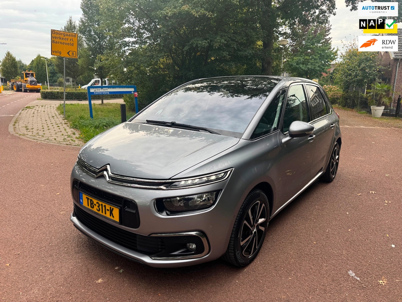 Citroën C4 Picasso - 1.2 PureTech Selection|Navi|Camera|PDC| - AutoWereld.nl