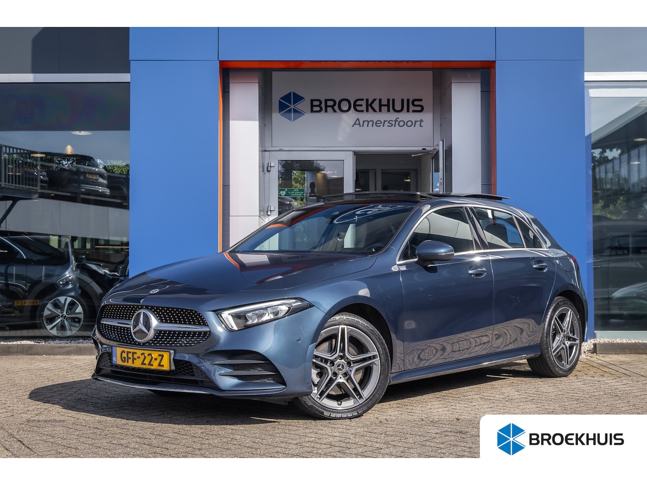 Mercedes-Benz A-klasse - 250 e AMG Line | Panorama dak | Camera | Stoelverwarming | Navi | 18''L.M. Velgen | AMG-st - AutoWereld.nl