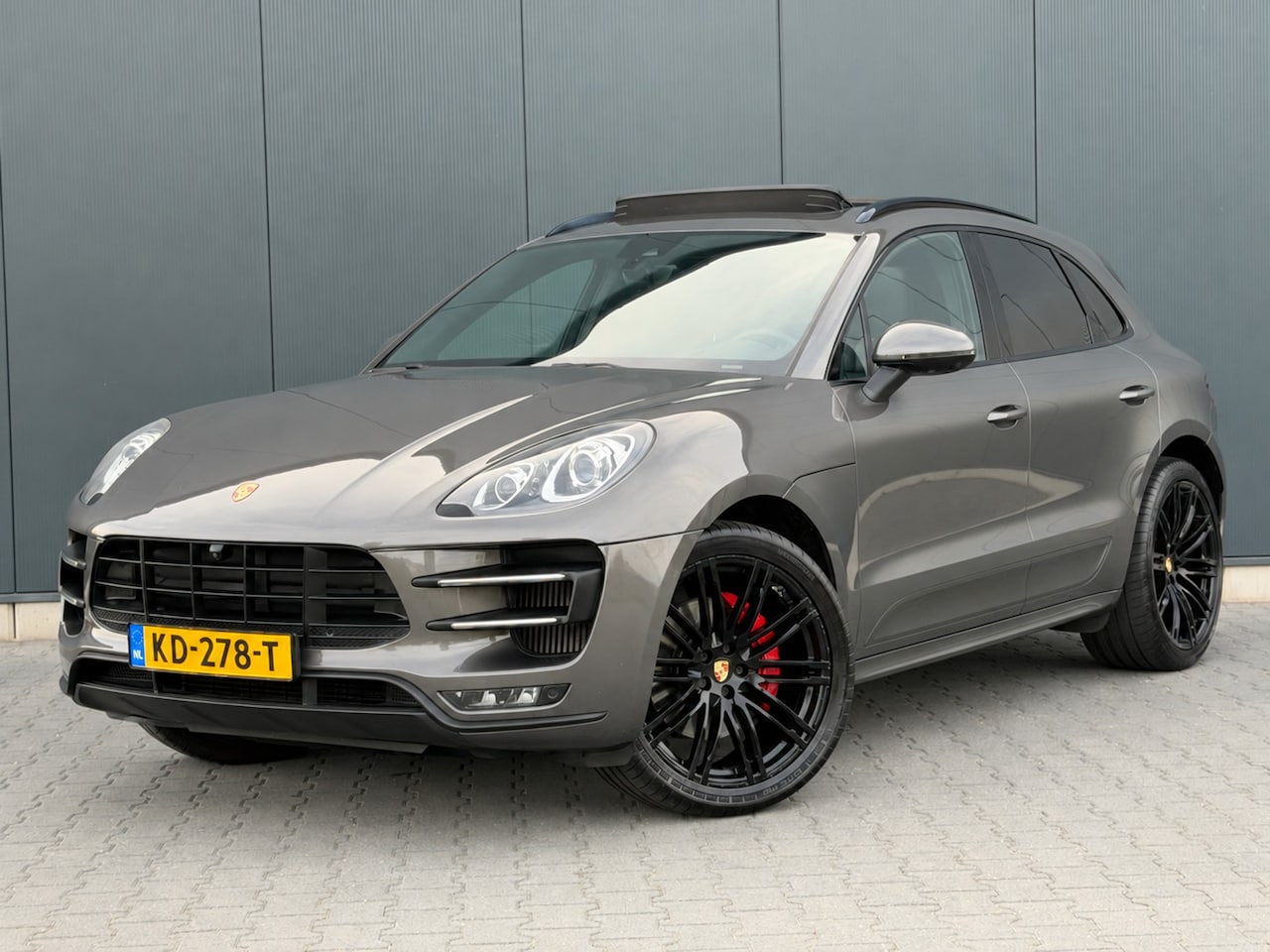 Porsche Macan - 3.6 Turbo 400PK - 3e Eig - Pano - Luchtvering - Bosé - AutoWereld.nl