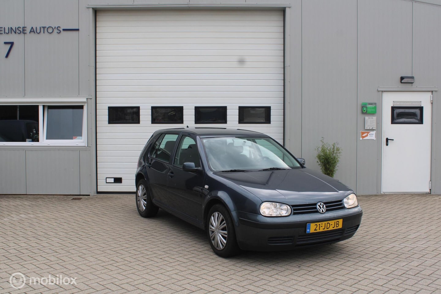 Volkswagen Golf - 1.6-16V Comfortline/APK/NAP/Airco/Cruise - AutoWereld.nl