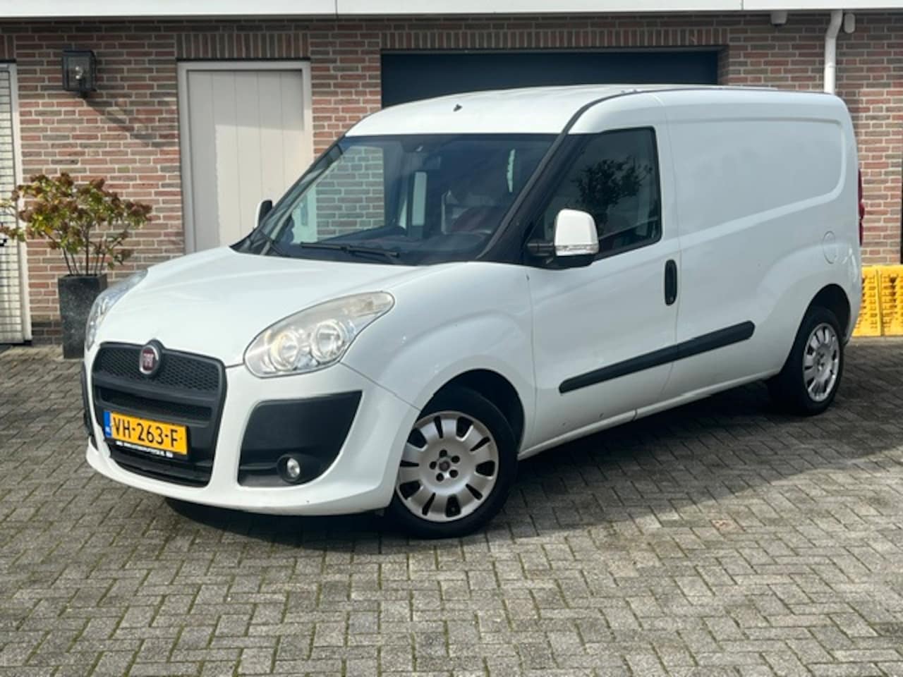 Fiat Doblò Cargo - 1.6 MultiJet SX Maxi synchromesh versnellingsbak probleem - AutoWereld.nl