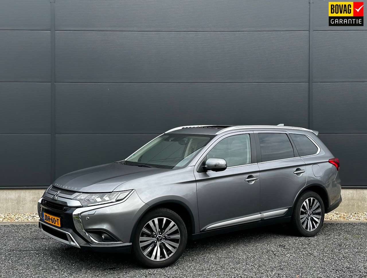 Mitsubishi Outlander - 2.0 4WD 7p Intense+ Pano | Leder | Clima - AutoWereld.nl