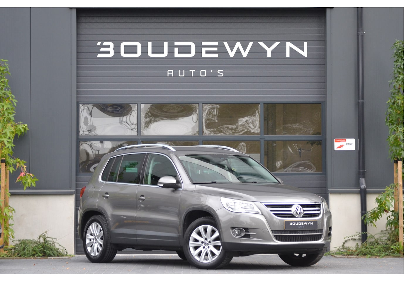 Volkswagen Tiguan - 1.4 TSI Sport&Style NAP | Dealer onderhouden! | Cruise Control | Parkeersensoren - AutoWereld.nl