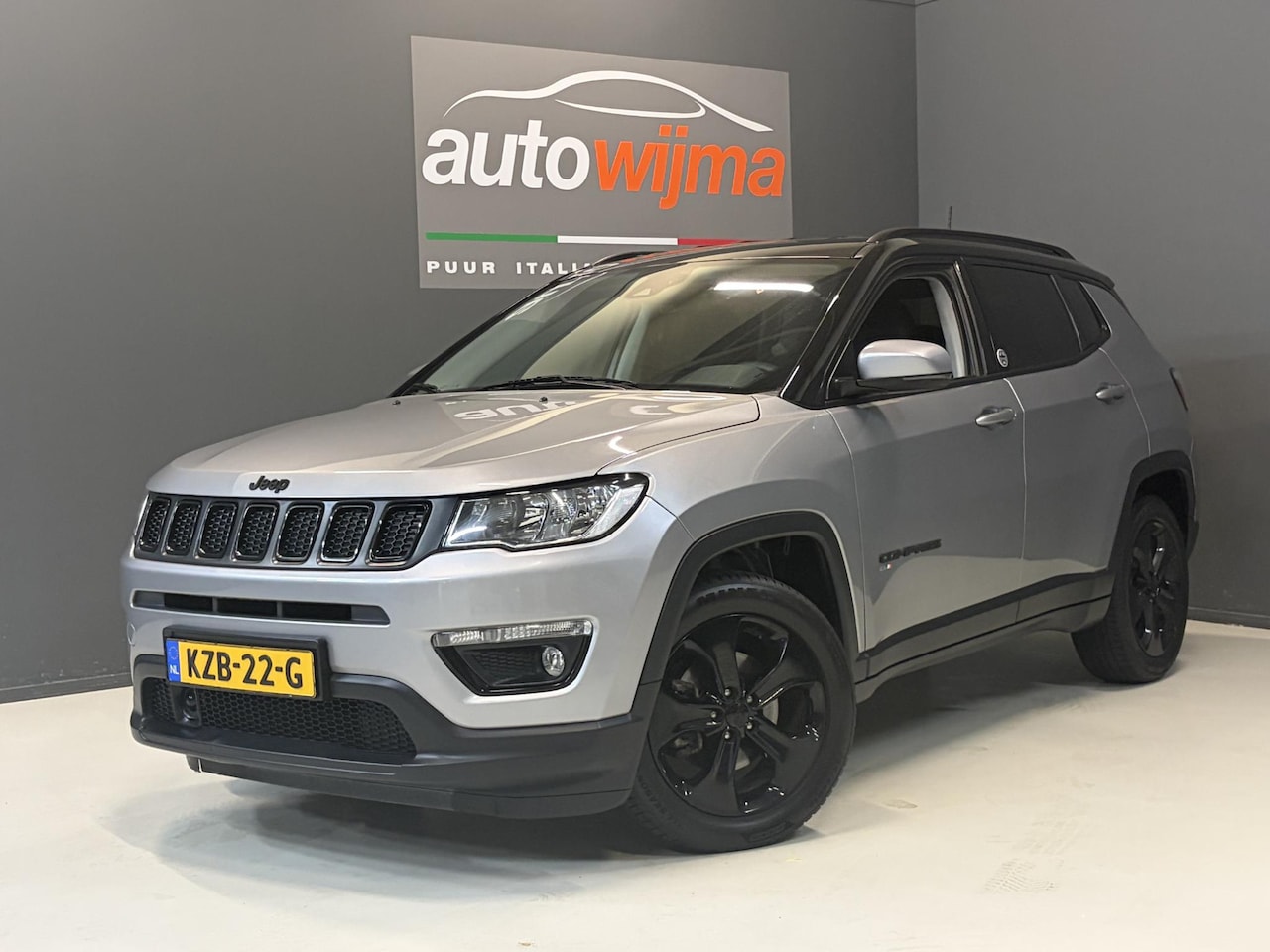 Jeep Compass - 1.4 MultiAir 140pk Night Eagle Carplay, Stoel/stuurverwarming, Camera - AutoWereld.nl