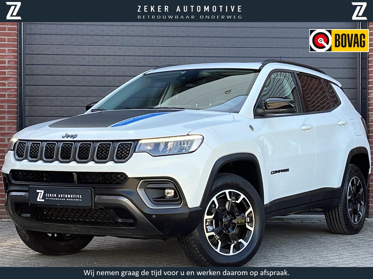 Jeep Compass - 1.3T PHEV 4XE, Elektrische achterklep, Panoramisch schuifdak, Half leder, Keyless, Camera - AutoWereld.nl