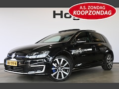 Volkswagen Golf - 1.4 TSI GTE Clima Adaptieve cruise Panoramadak Navigatie Xenon LED Inruil mogelijk