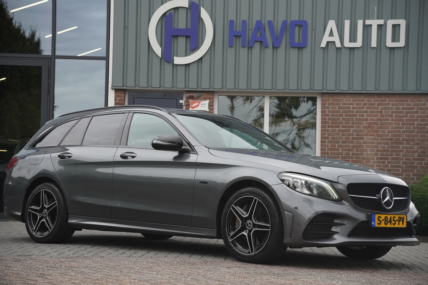 Mercedes-Benz C-klasse Estate - 300 e Business Solution AMG 300e Business Solution AMG, TREKHAAK, SFEER, CAMERA - AutoWereld.nl