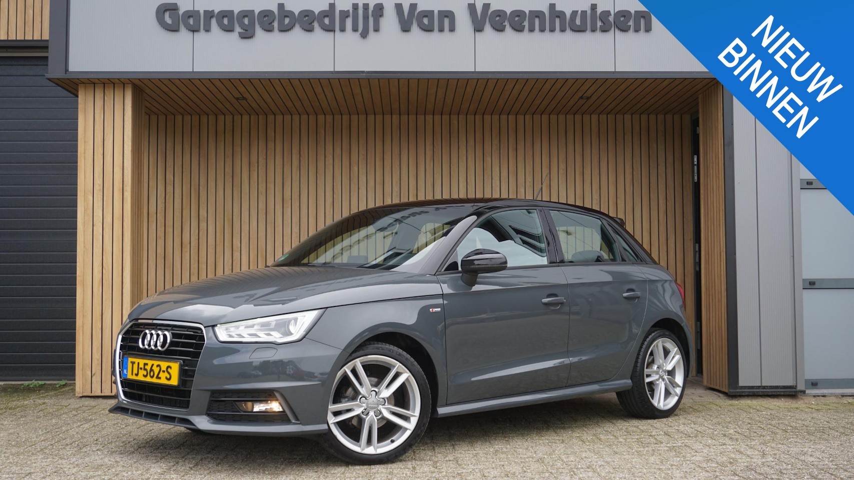 Audi A1 Sportback - 1.0 TFSI 95pk 5Drs 2x S-Line Bose LED 17inch LM Stoelverwarming *Nano Grey Pearl* NL auto - AutoWereld.nl