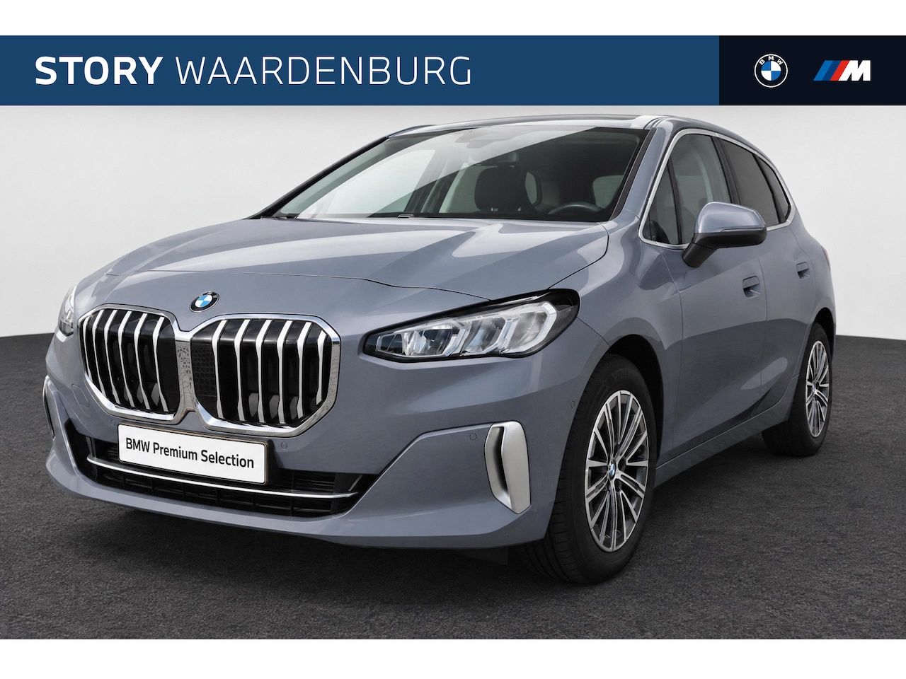 BMW 2-serie Active Tourer - 218i Luxury Line Automaat / Trekhaak / Harman Kardon / Achteruitrijcamera / Getint glas - AutoWereld.nl