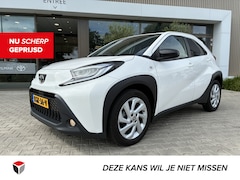 Toyota Aygo X - 1.0 VVT-i first Edition | Stoelverwarming | Apple Car-Play