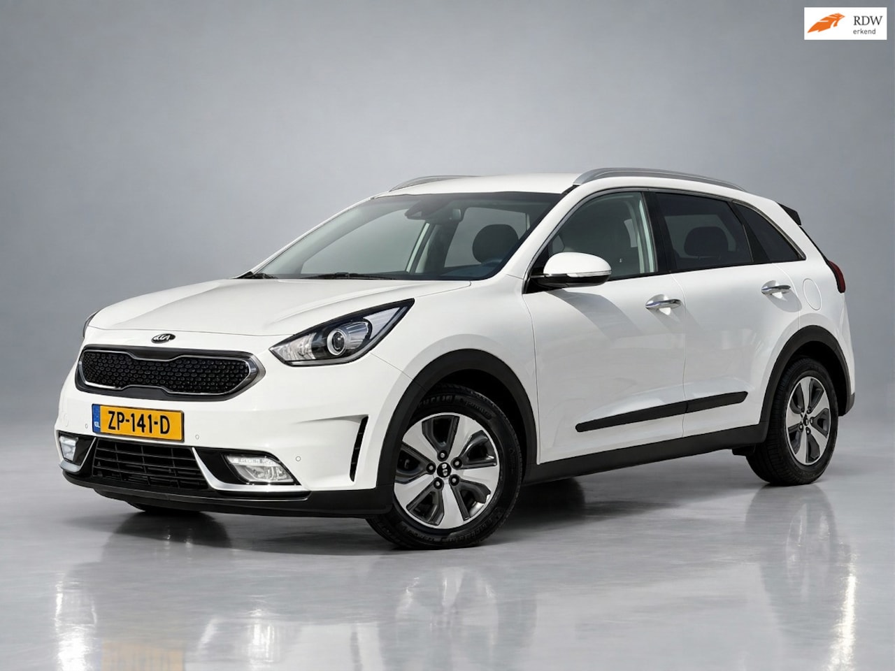 Kia Niro - 1.6 GDi Hybrid DynamicLine|Carplay|Camera|Navigatie|NAP - AutoWereld.nl