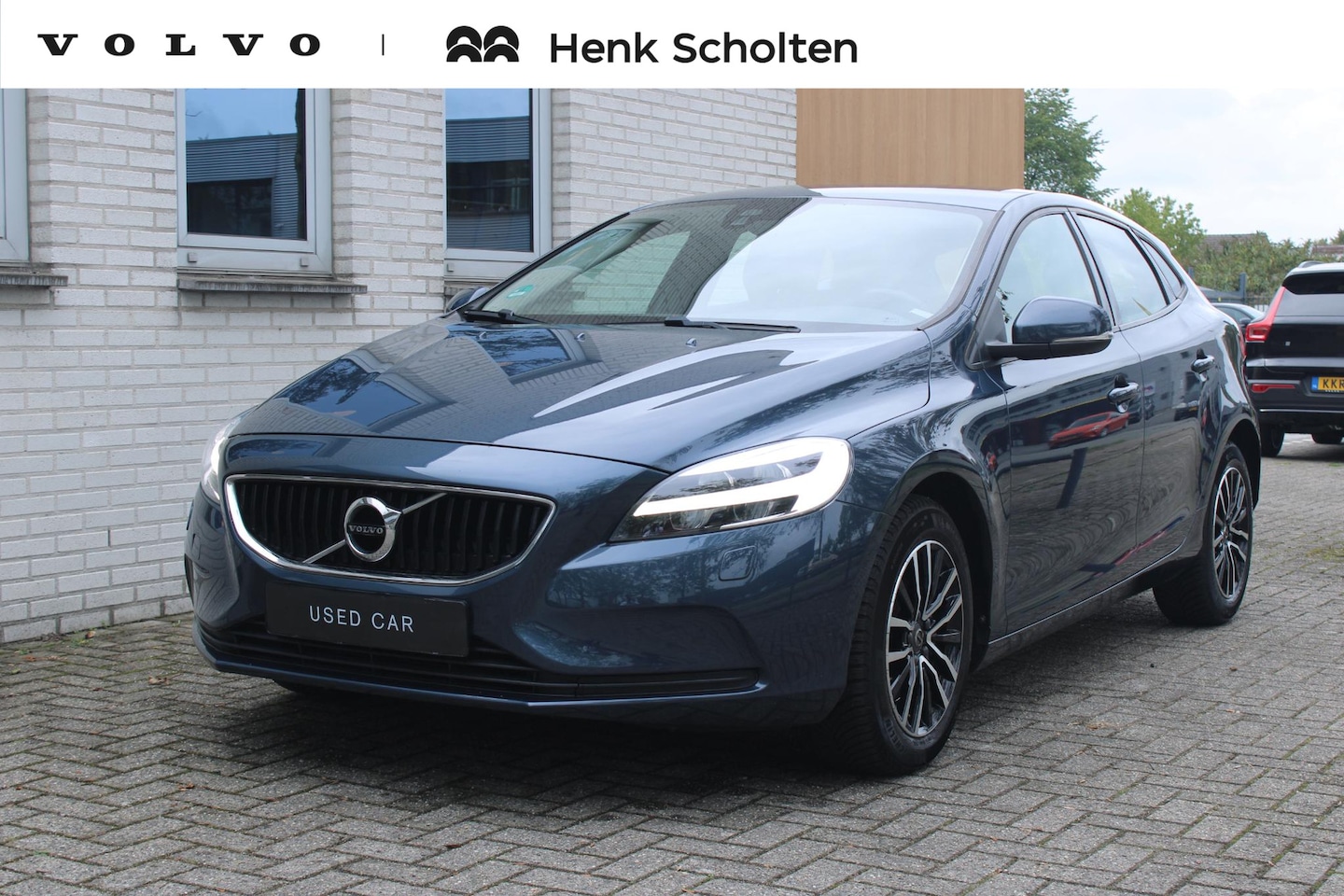 Volvo V40 - T2 Nordic+ | Verwarmde voorstoelen | 16" lichtmetalen velgen | Cruise Control | Autonomous - AutoWereld.nl