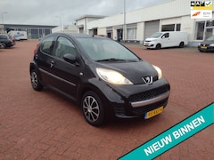 Peugeot 107 - 1.0-12V Sublime MOOIE AUTO BEL 0619590613 AIRCO 5 DRS APK NIEUWEN