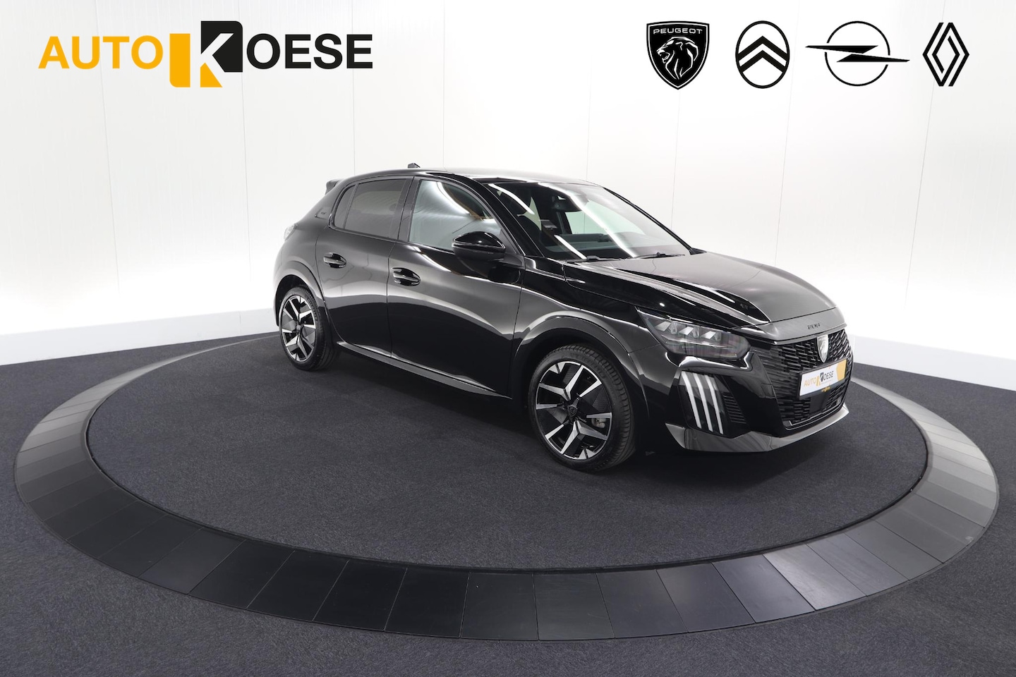 Peugeot 208 - 1.2 Hybrid 145 e-DCS6 GT | Alcantara Pakket | Camera | Apple Carplay | Stoelverwarming - AutoWereld.nl