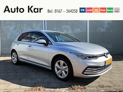 Volkswagen Golf - 1.0 TSI Life Climatronic Parkeersensoren Navigatie