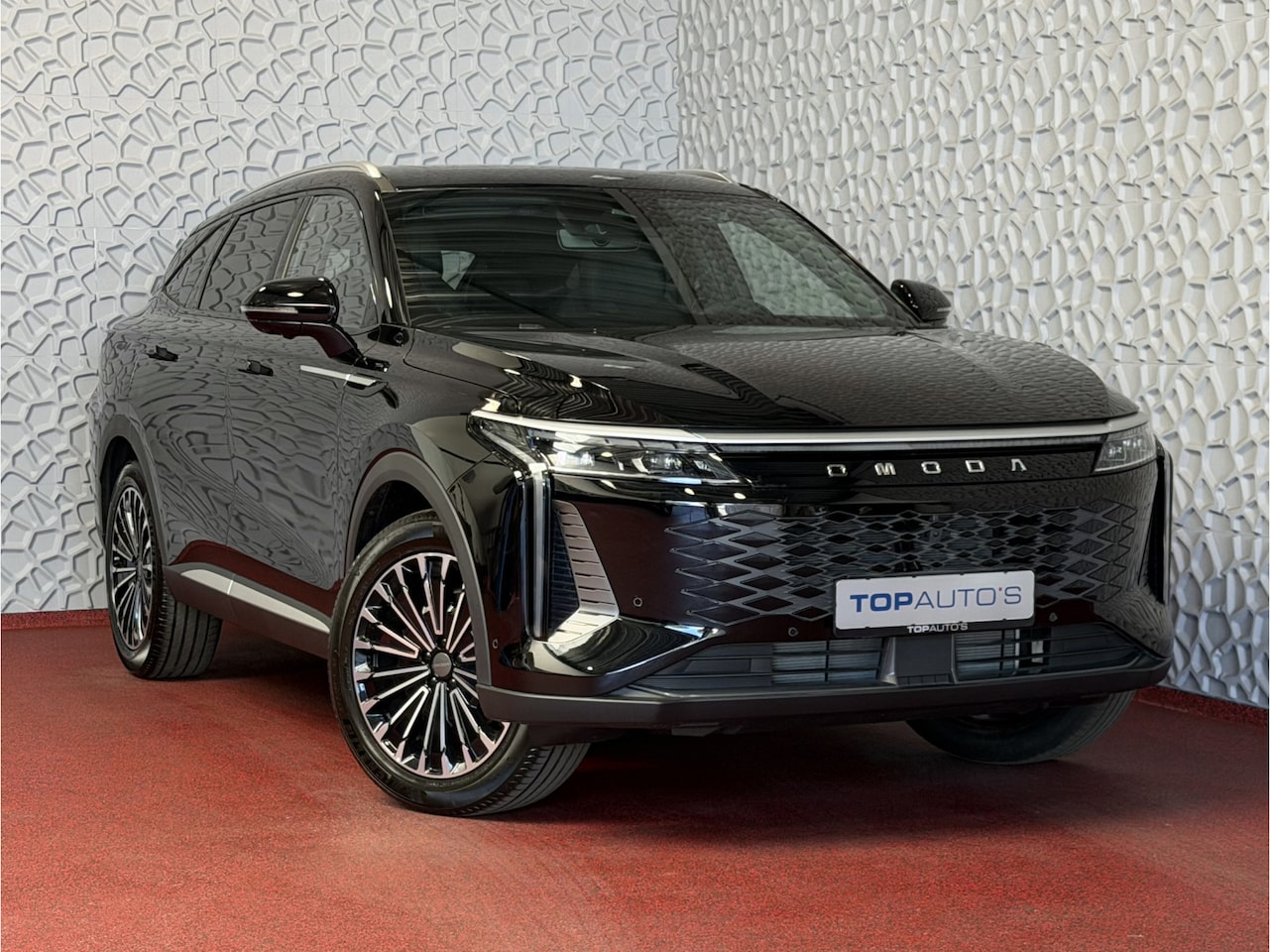 Omoda 9 - OMODA 9 PREMIUM AWD 538PK MASSAGE STOEL.VERW/KOELING | 145 KM / TOTAAL MET BENZINE 1000KM - AutoWereld.nl