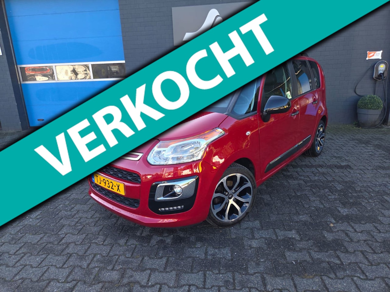 Citroën C3 Picasso - 1.2 PureTech Exclusive 1.2 PureTech Exclusive, Trekhaak, - AutoWereld.nl