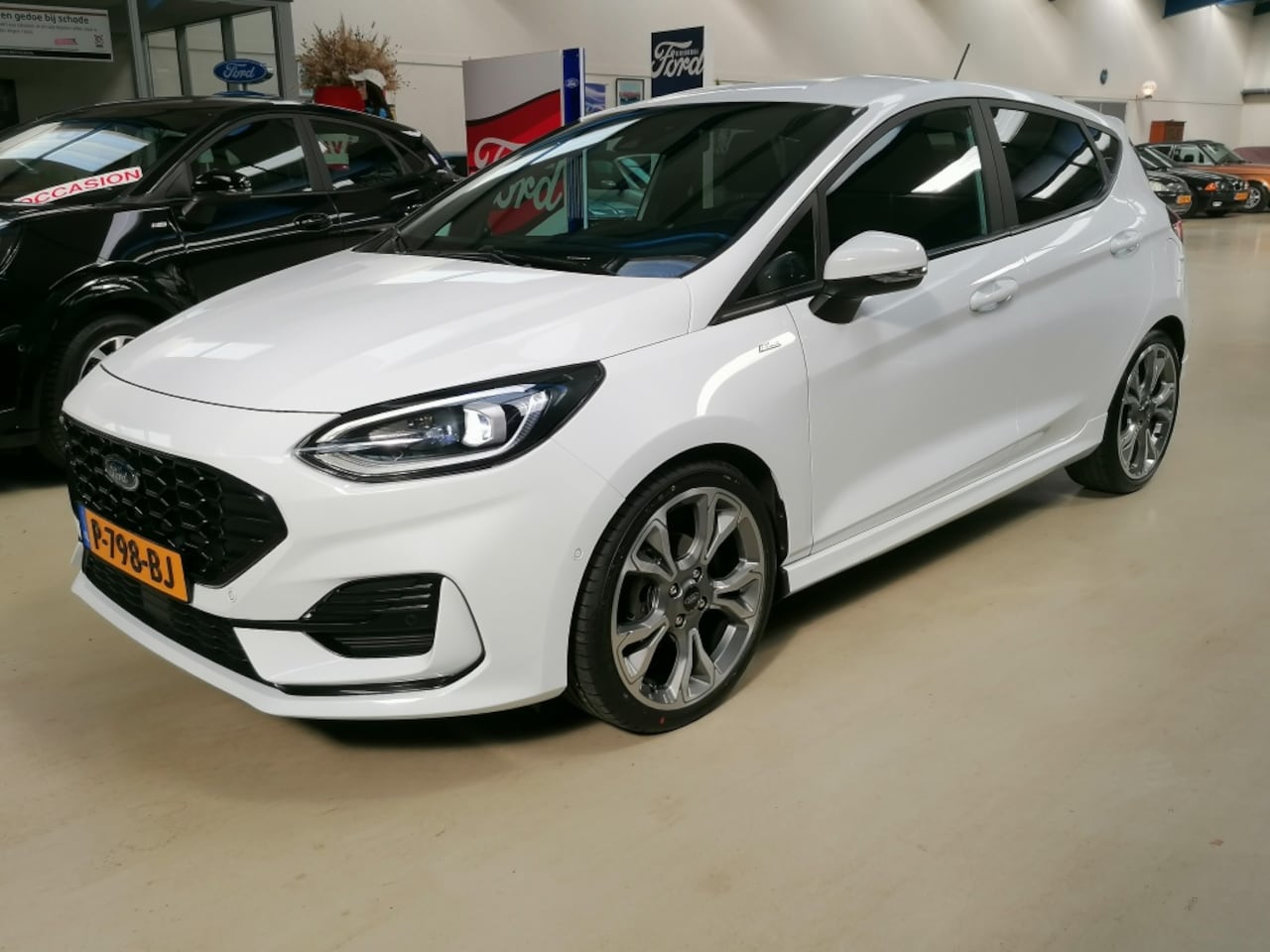 Ford Fiesta - 125PK E.B. ST-LINE X - AutoWereld.nl