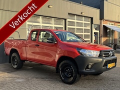 Toyota HiLux - 2.4 D-4D-F Xtra Cab Cool Comfort Airco Trekhaak 3500kg trekgewicht Telefoonverbinding Pick