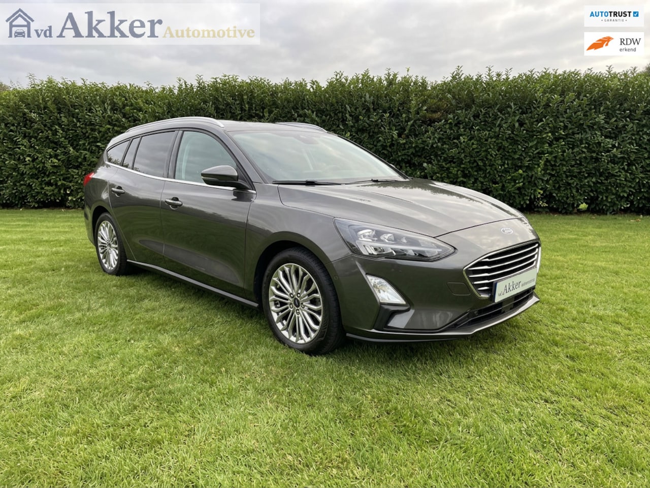 Ford Focus Wagon - 1.0 125 pk EcoBoost Titanium i Dealer ond I Camera I Winterpakket I Keyless I LED I APK tm - AutoWereld.nl
