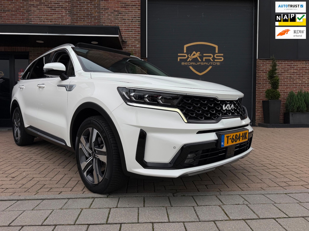 Kia Sorento - 1.6 T-GDI 180PK Hybrid 2WD DynamicPlusLine 7p. Automaat Panorama Dak Zeer Nette Volle opti - AutoWereld.nl