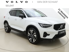 Volvo XC40 - B4 211pk Plus Dark / 20'' / 360 Camera / Trekhaak / Pixel Koplampen / Panoramadak / Nubuck