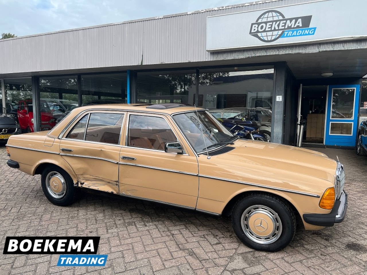 Mercedes-Benz 200-serie - 200 D Open-Dak APK 08/2027! 5-Hand - AutoWereld.nl
